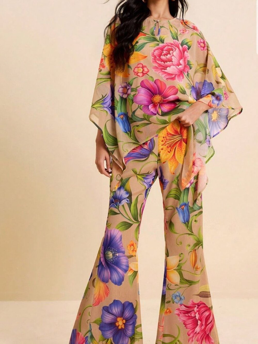 Khaki Boho Women's Tropical Floral Printed Blouse and Pants 2-Piece Set - Picture 4 of 9